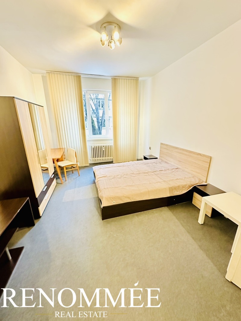 В аренду  2 спальни София , Яворов , 95 кв.м | 43833752