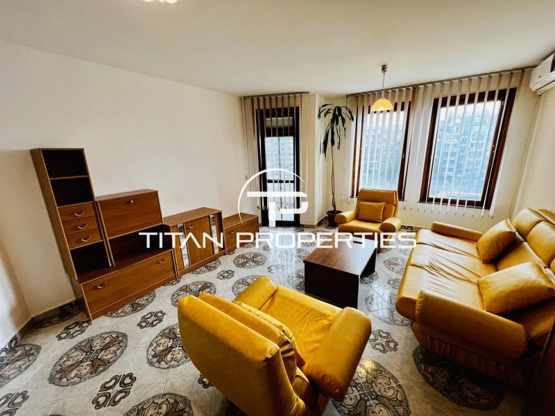 В оренду  3 кімнатна Бургас , Възраждане , 120 кв.м | 54971842