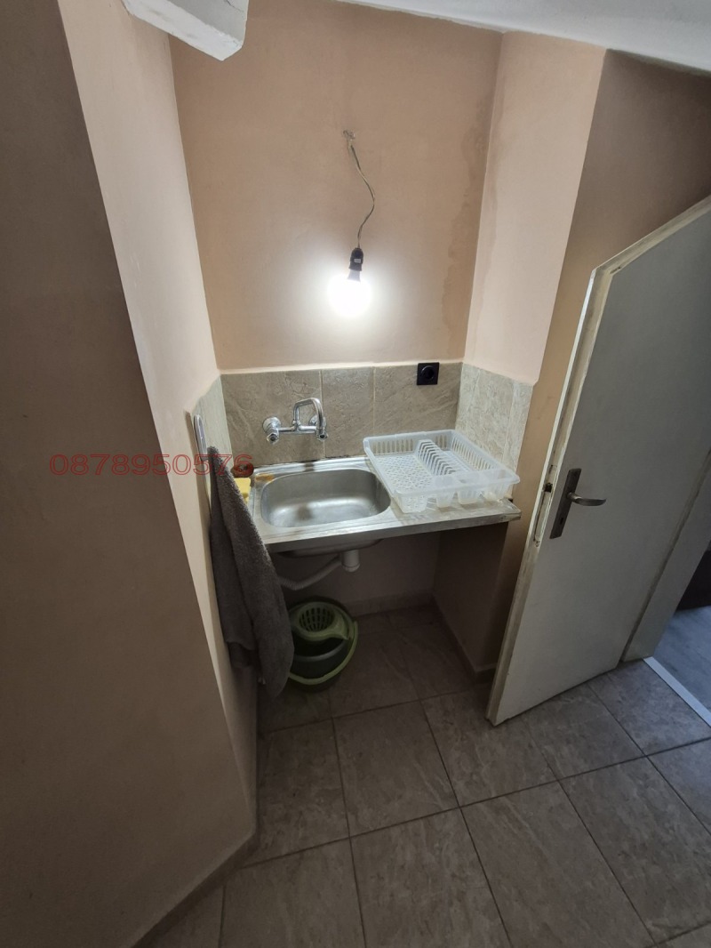 Дава под наем АТЕЛИЕ, ТАВАН, гр. Варна, Победа, снимка 9 - Апартаменти - 52774912