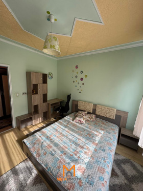 ���� ��� ���� 3-����� | Imot.bg � ����� ������ 8