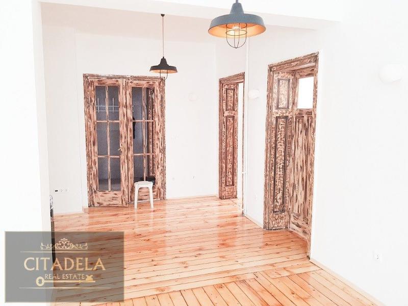 Издаје се  2 спаваће собе Софија , Центар , 103 м2 | 44102638 - слика [6]