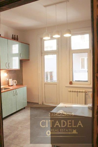 Издаје се  2 спаваће собе Софија , Центар , 103 м2 | 44102638 - слика [5]