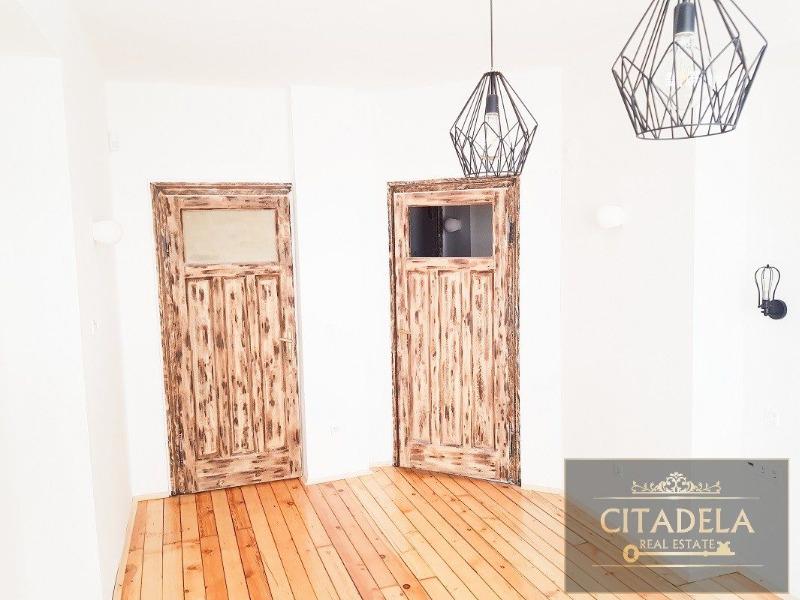 Издаје се  2 спаваће собе Софија , Центар , 103 м2 | 44102638 - слика [9]