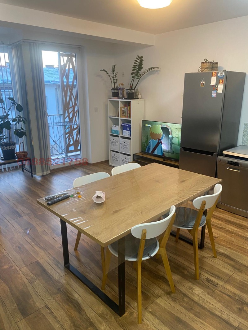 Дава под наем 3-СТАЕН, гр. Плевен, Идеален център, снимка 3 - Апартаменти - 53225893