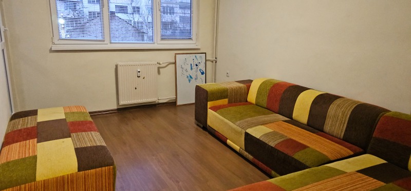 Дава под наем 4-СТАЕН, гр. Перник, Център, снимка 2 - Апартаменти - 53444079