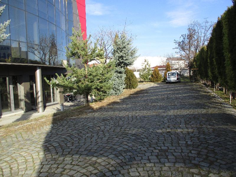 Дава под наем  Офис град Пловдив , Индустриална зона - Север , 1020 кв.м | 84435223 - изображение [4]