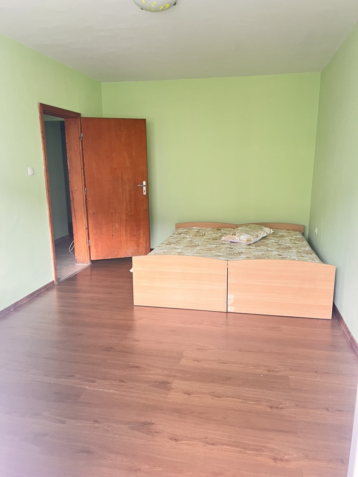 Дава под наем 4-СТАЕН, гр. Перник, Център, снимка 4 - Апартаменти - 53444079