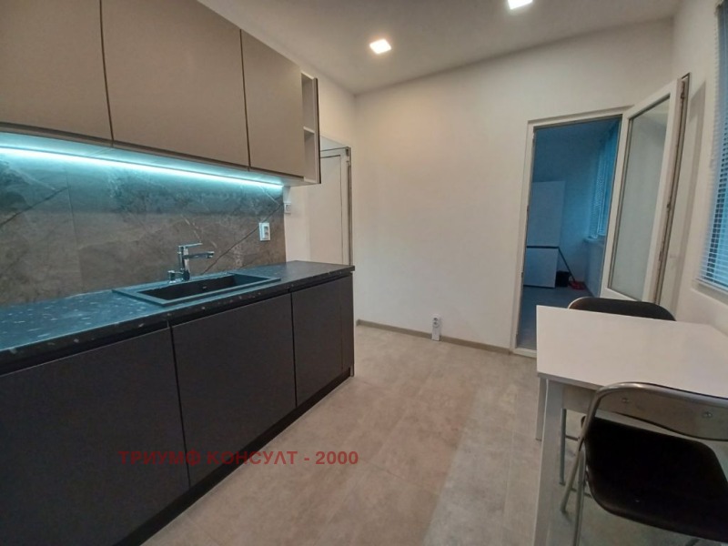 En renta  1 dormitorio Sofia , Borovo , 70 metros cuadrados | 68446477 - imagen [3]