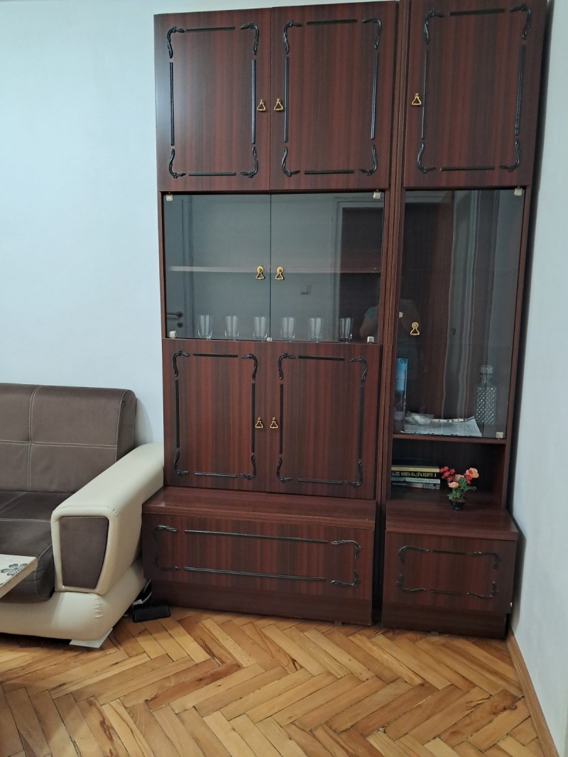 Дава под наем 2-СТАЕН, гр. Пловдив, Център, снимка 2 - Апартаменти - 53376292