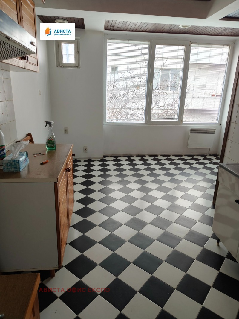 Дава под наем 3-СТАЕН, гр. София, Център, снимка 5 - Апартаменти - 53451383