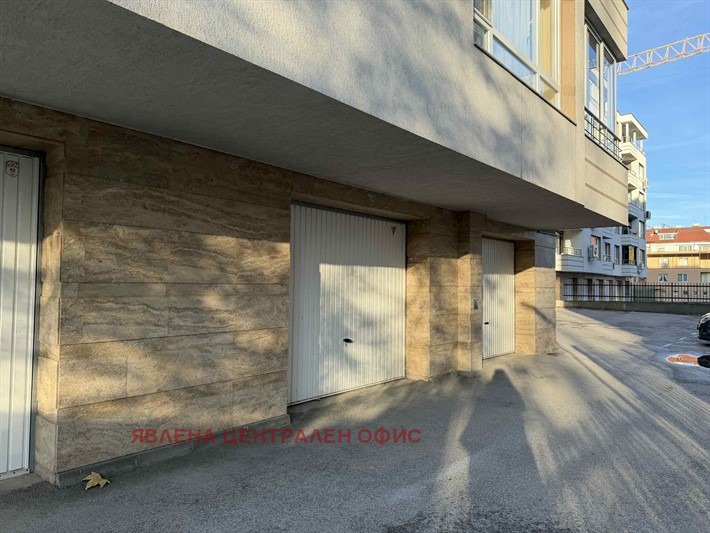 Дава под наем ГАРАЖ, ПАРКОМЯСТО, гр. София, Младост 2, снимка 2 - Гаражи и паркоместа - 53424576