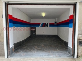 ГАРАЖ, ПАРКОМЯСТО, 15 m2