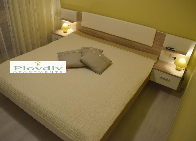 Zu vermieten  1 Schlafzimmer Plowdiw , Zentar , 65 qm | 51060819 - Bild [11]