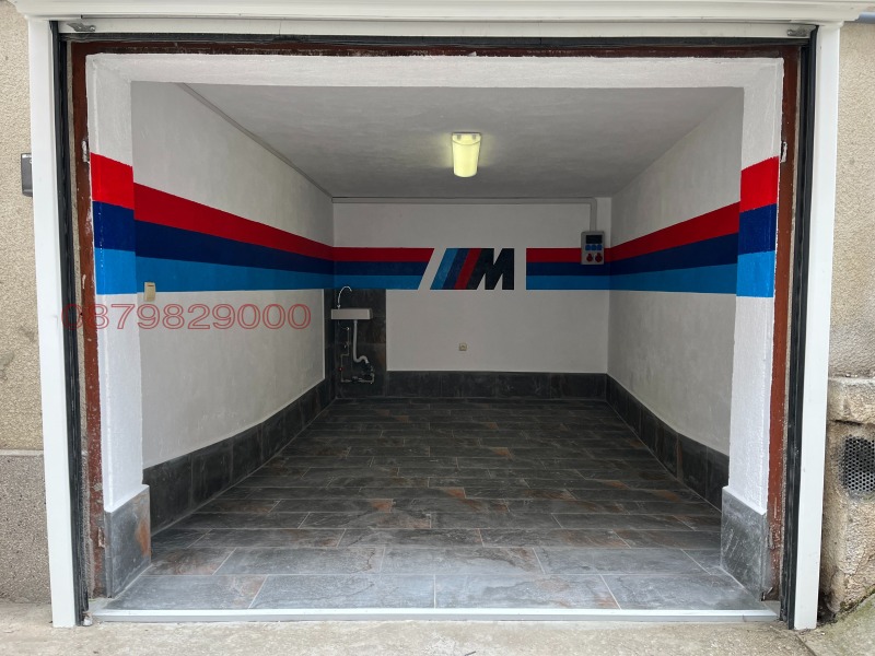 Дава под наем ГАРАЖ, ПАРКОМЯСТО, гр. Варна, Цветен квартал