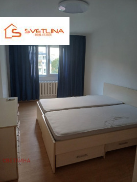 1 quarto Zona B-19, Sofia 4