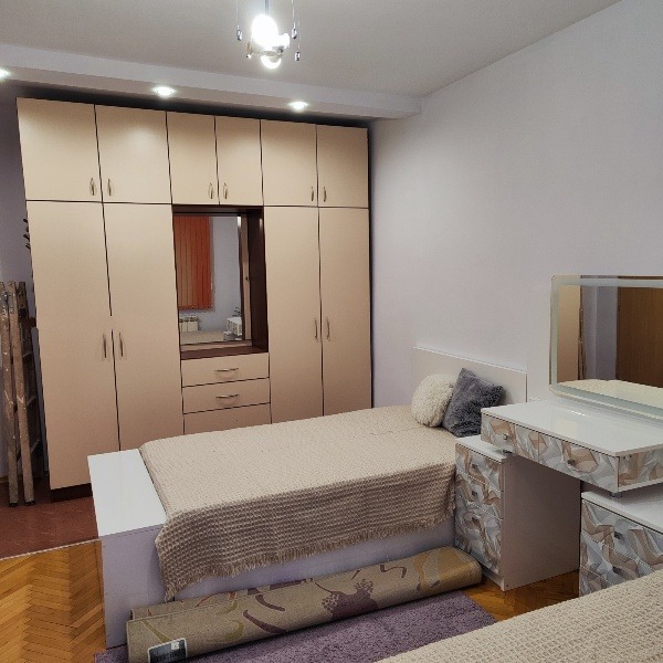 Дава под наем 3-СТАЕН, гр. Пловдив, Гагарин, снимка 2 - Апартаменти - 53560153