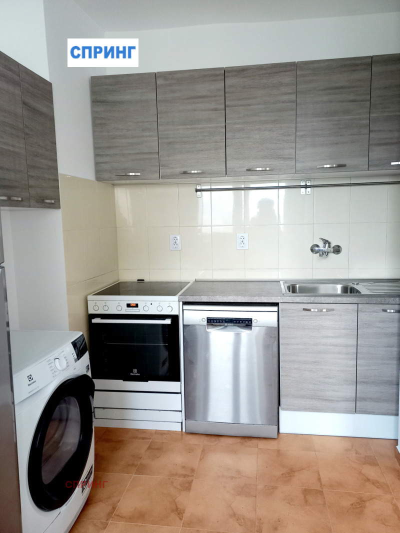 Дава под наем 4-СТАЕН, гр. София, Лозенец, снимка 2 - Апартаменти - 51987276