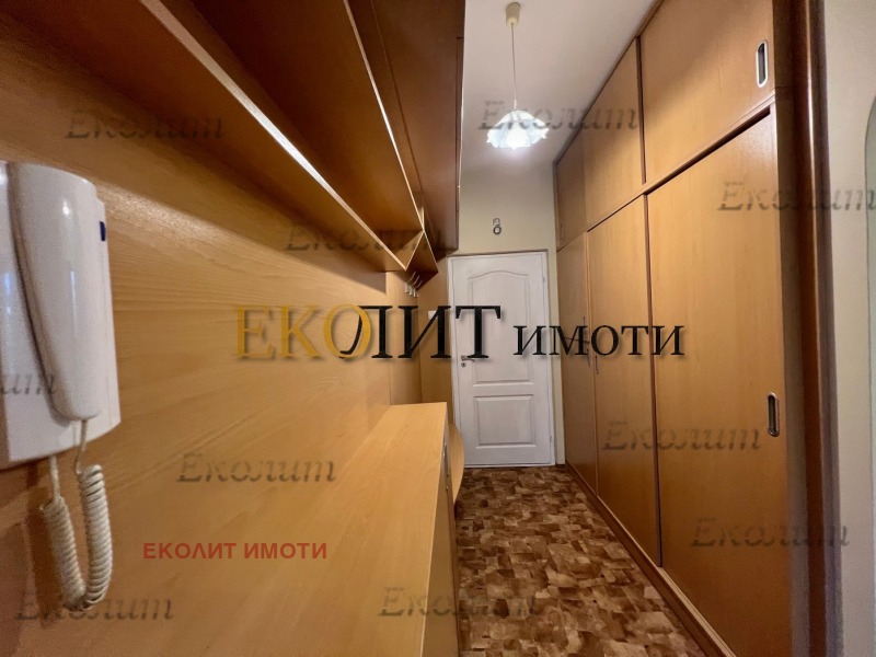 En renta  2 dormitorios Sofia , Jipodruma , 80 metros cuadrados | 60643767 - imagen [2]