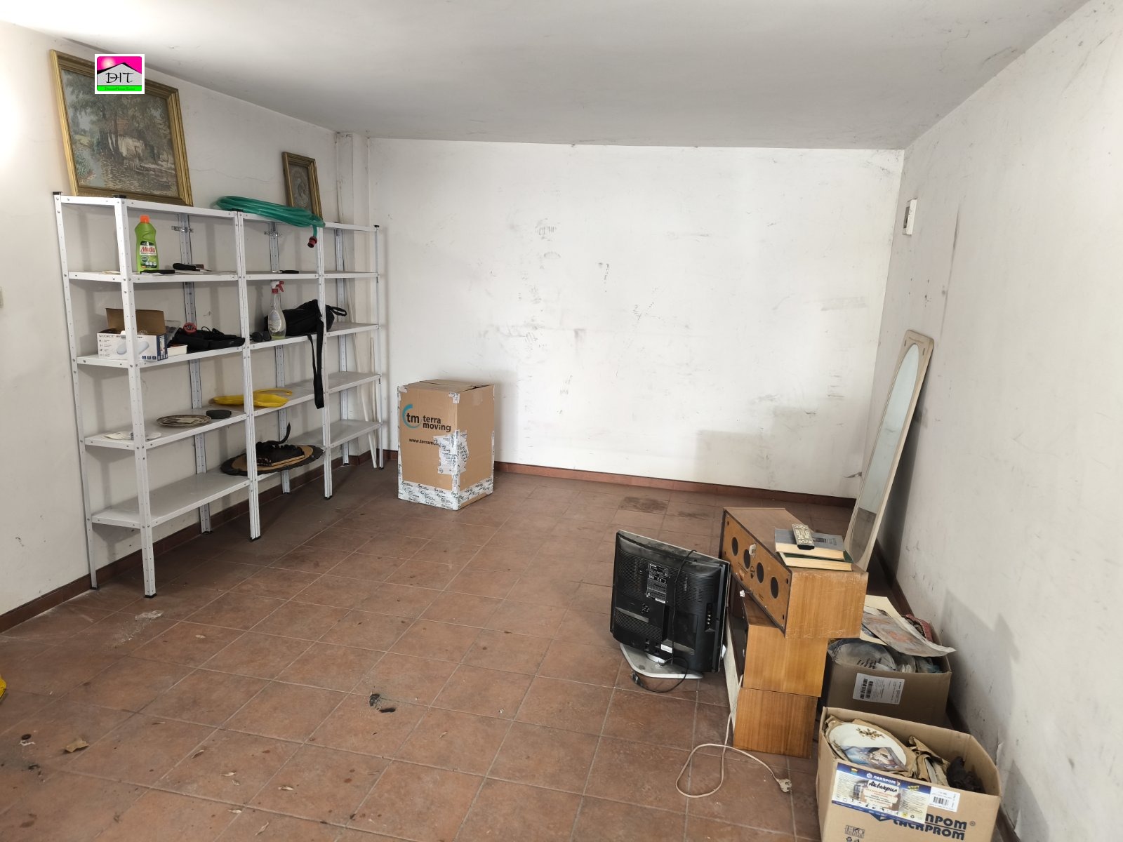 Дава под наем ГАРАЖ, ПАРКОМЯСТО, гр. София, Зона Б-18, снимка 2 - Гаражи и паркоместа - 54347417