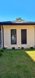 Под наем КЪЩА, град София, Център • 2000 € / 3911.66 лв. • 72353102 3