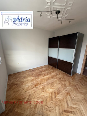 2 bedroom Tsentar, Sofia 11