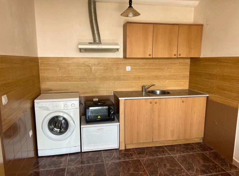 En renta  1 dormitorio Sofia , Zona B-18 , 50 metros cuadrados | 80221206 - imagen [3]