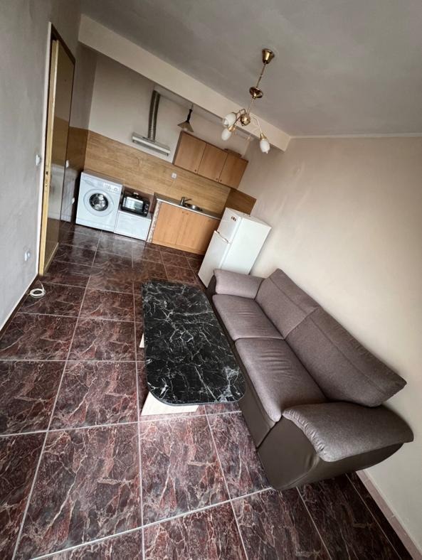 En renta  1 dormitorio Sofia , Zona B-18 , 50 metros cuadrados | 80221206
