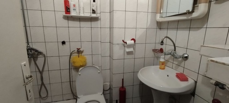 Дава под наем 2-СТАЕН, гр. София, Бояна, снимка 10 - Апартаменти - 53071594