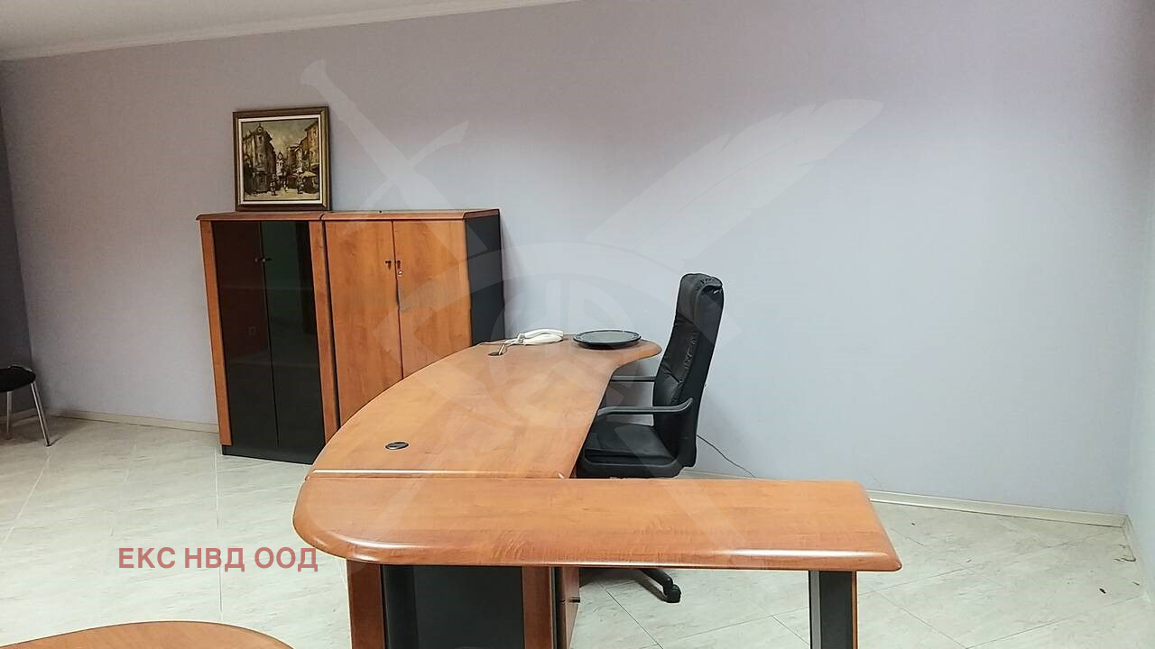 Дава под наем ОФИС, гр. Пловдив, Център, снимка 2 - Офиси - 53603705