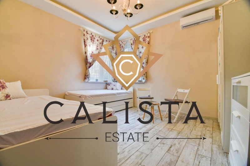 Издаје се  2 спаваће собе Софија , Центар , 70 м2 | 10232875 - слика [11]