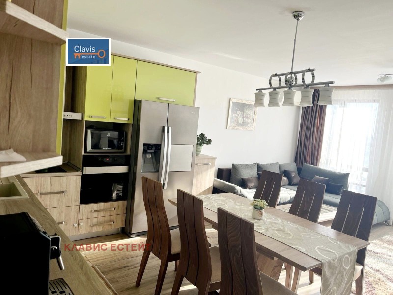 A louer  2 chambres Plovdiv , Kyutchouk Parij , 90 m² | 13880422
