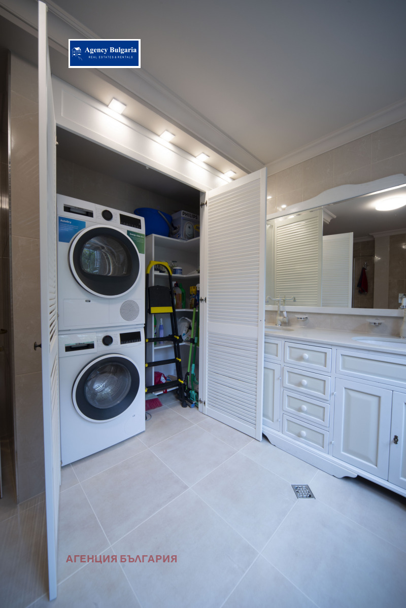 Do wynajęcia  3 sypialnie Sofia , Centar , 150 mkw | 81508130 - obraz [8]
