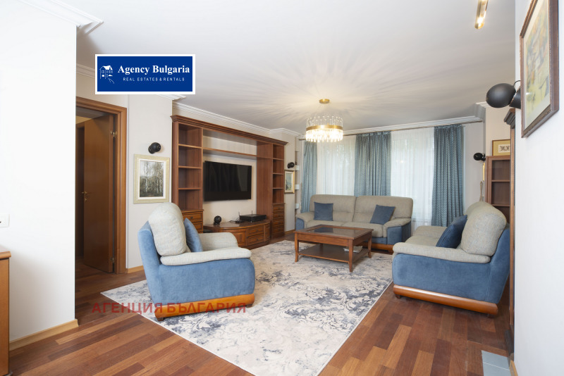 Do wynajęcia  3 sypialnie Sofia , Centar , 150 mkw | 81508130 - obraz [2]