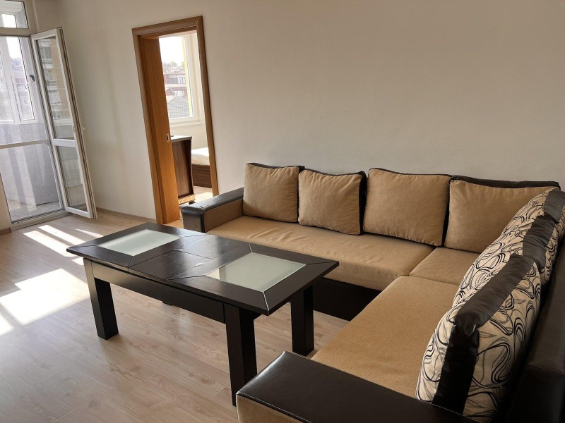 A louer  2 chambres Plovdiv , Tsentar , 78 m² | 42513899