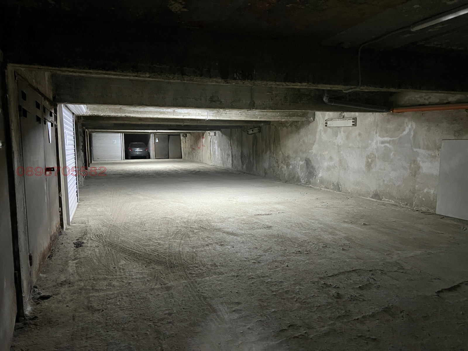 Дава под наем ГАРАЖ, ПАРКОМЯСТО, гр. София, Белите брези, снимка 2 - Гаражи и паркоместа - 53821192