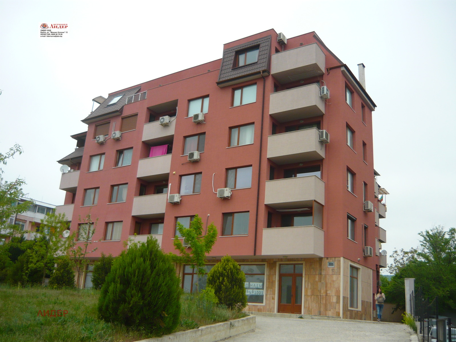 Дава под наем ГАРАЖ, ПАРКОМЯСТО, гр. Варна, Левски 2