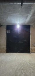 Дава под наем ГАРАЖ, ПАРКОМЯСТО, гр. Добрич, Автогара, снимка 1