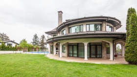 Til leie Hus