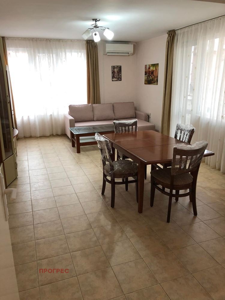 De inchiriat  2 dormitoare Plovdiv , Camenița 1 , 95 mp | 95368722 - imagine [4]