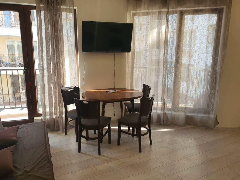 Дава под наем 3-СТАЕН, гр. Варна, Център, снимка 3 - Апартаменти - 52812928