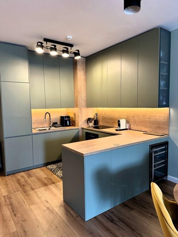 Дава под наем 3-СТАЕН, гр. София, Лозенец, снимка 3 - Апартаменти - 52871819