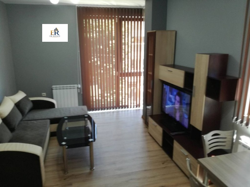 Дава под Наем 2-СТАЕН в град Плевен, Идеален център - 70 кв.м / 550 € » 1 075.71 лв., ER-estate