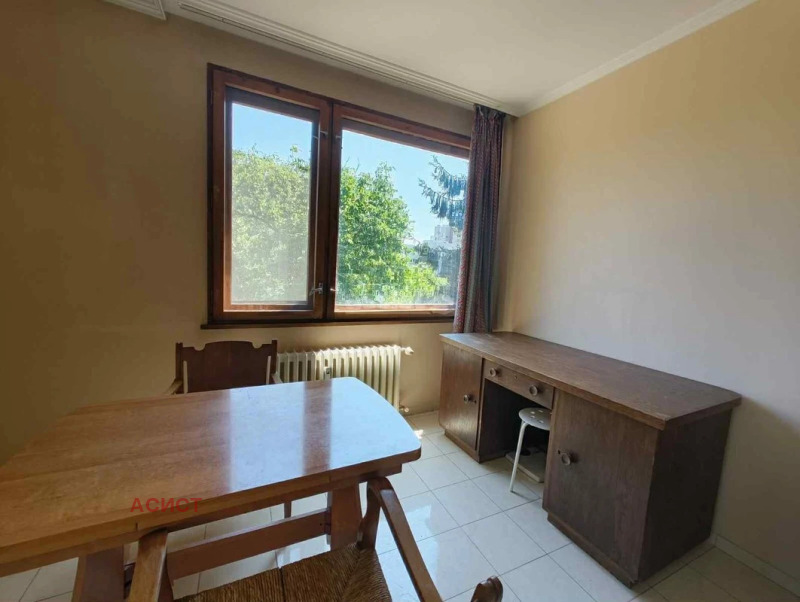Zu vermieten  1 Schlafzimmer Sofia , Izgrew , 65 qm | 47721965 - Bild [13]