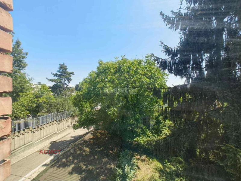 Zu vermieten  1 Schlafzimmer Sofia , Izgrew , 65 qm | 47721965 - Bild [11]