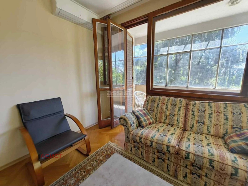 Zu vermieten  1 Schlafzimmer Sofia , Izgrew , 65 qm | 47721965 - Bild [4]