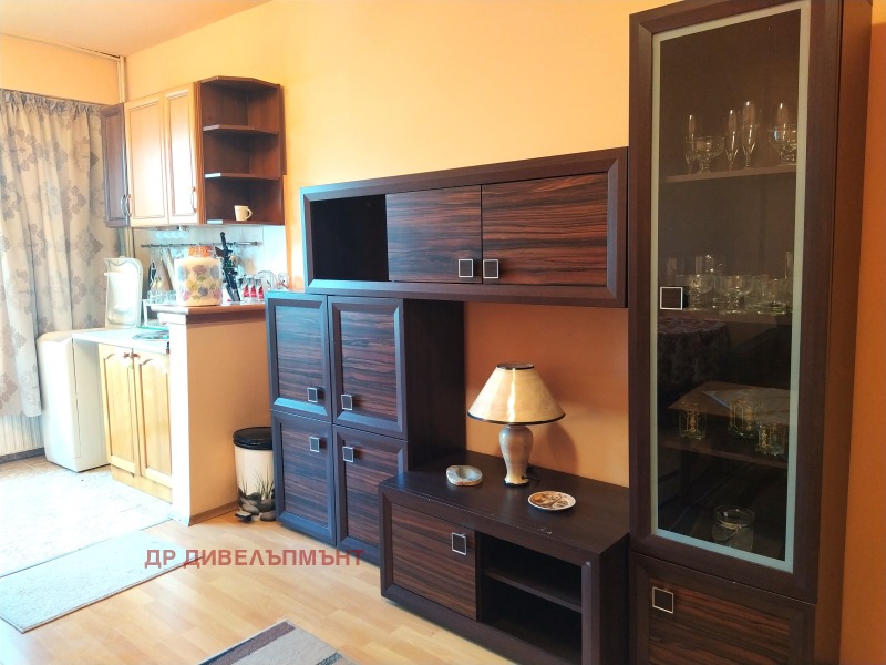 Дава под наем 2-СТАЕН, гр. София, Бъкстон, снимка 2 - Апартаменти - 53217290