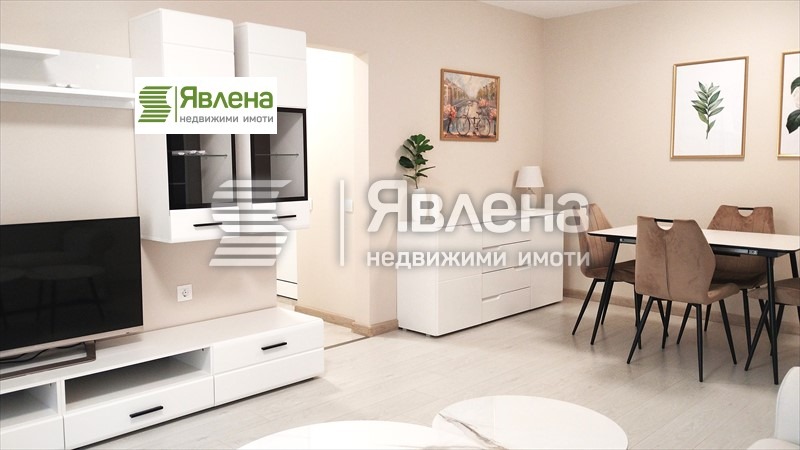 Дава под наем  3-стаен град София , Център , 90 кв.м | 81701897