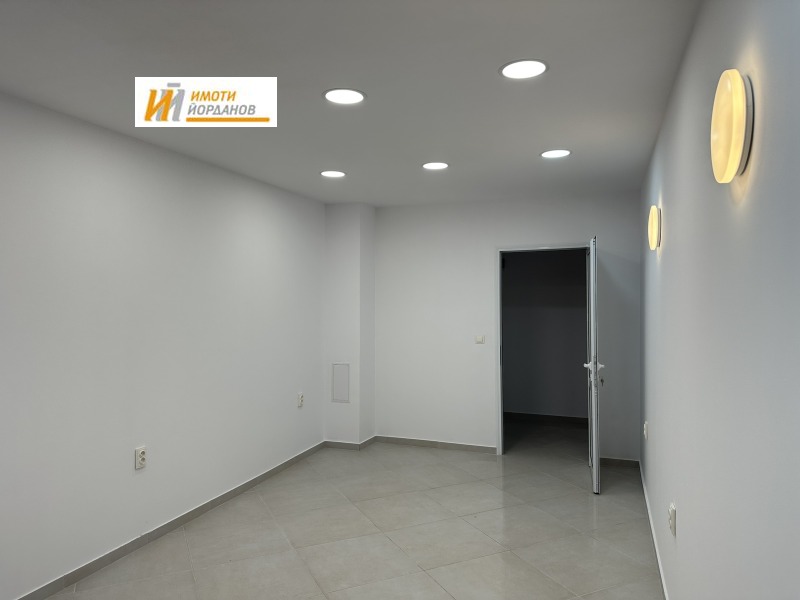 Дава под наем ОФИС, гр. Велико Търново, Бузлуджа, снимка 3 - Офиси - 53105410