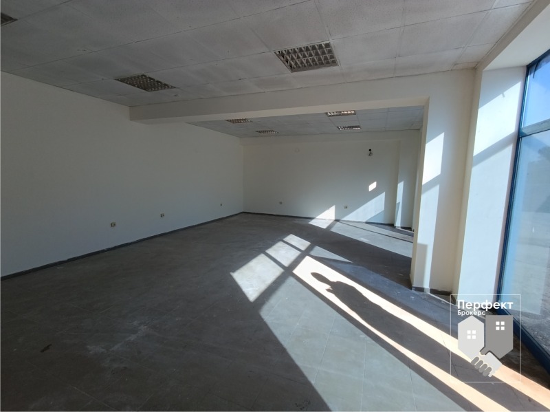 Para alugar  Armazenar região Veliko Tarnovo , Polikraichtche , 220 m² | 82553492 - imagem [4]