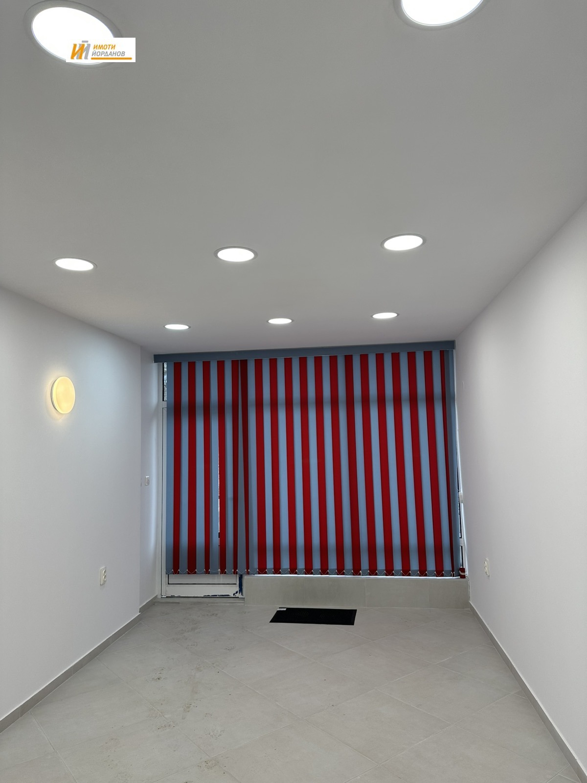 Дава под наем ОФИС, гр. Велико Търново, Бузлуджа, снимка 2 - Офиси - 53675158